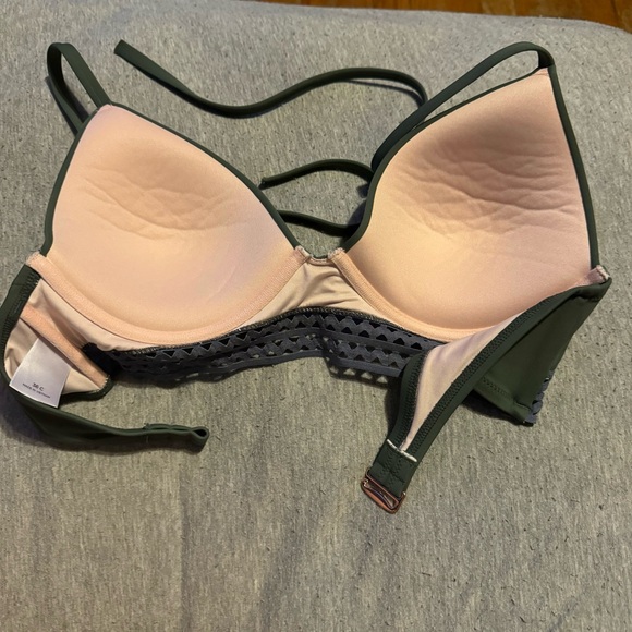 Bikini top - Picture 2 of 3